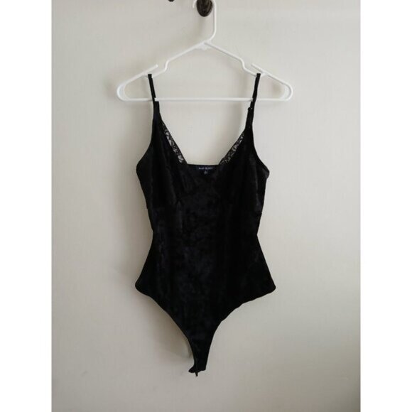 Heart & Hips Womens Med Black Crushed Velvet Lace Bodysuit Gothic Glam Strappy - Picture 7 of 9